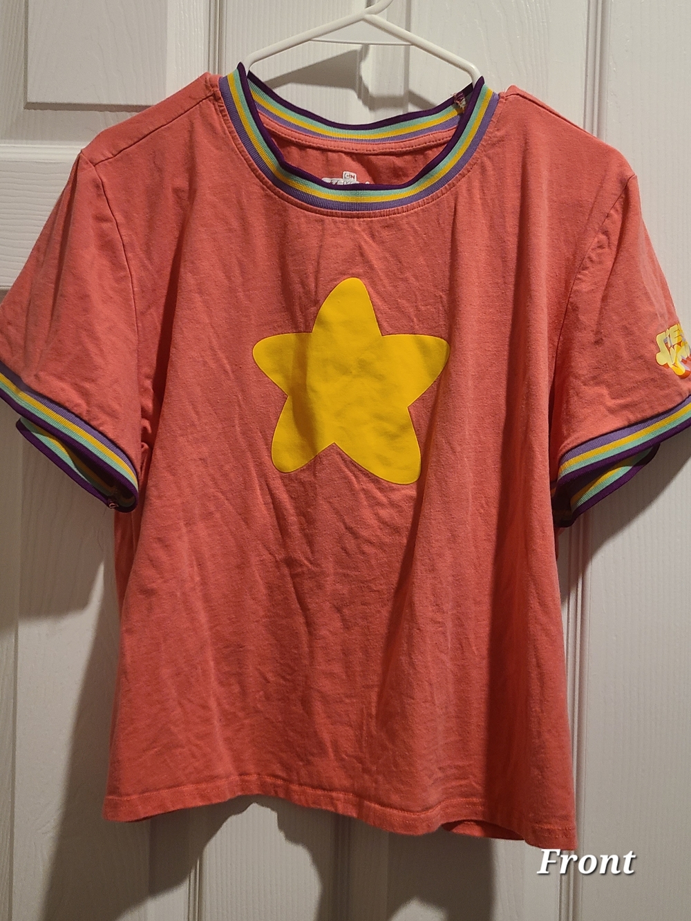 Hot Topic - Steven Universe Coral Pink Cropped Tee with Rainbow Trim 3X
